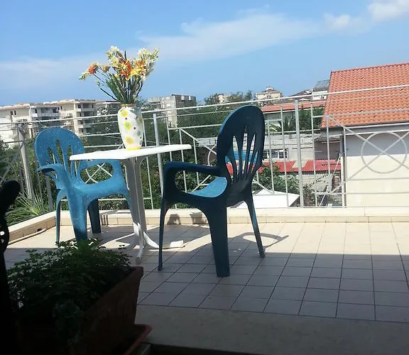 Hotel Mistef Falerna