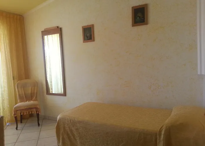 Hotel Mistef Falerna